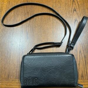 BEIS The Travel Wallet In Black